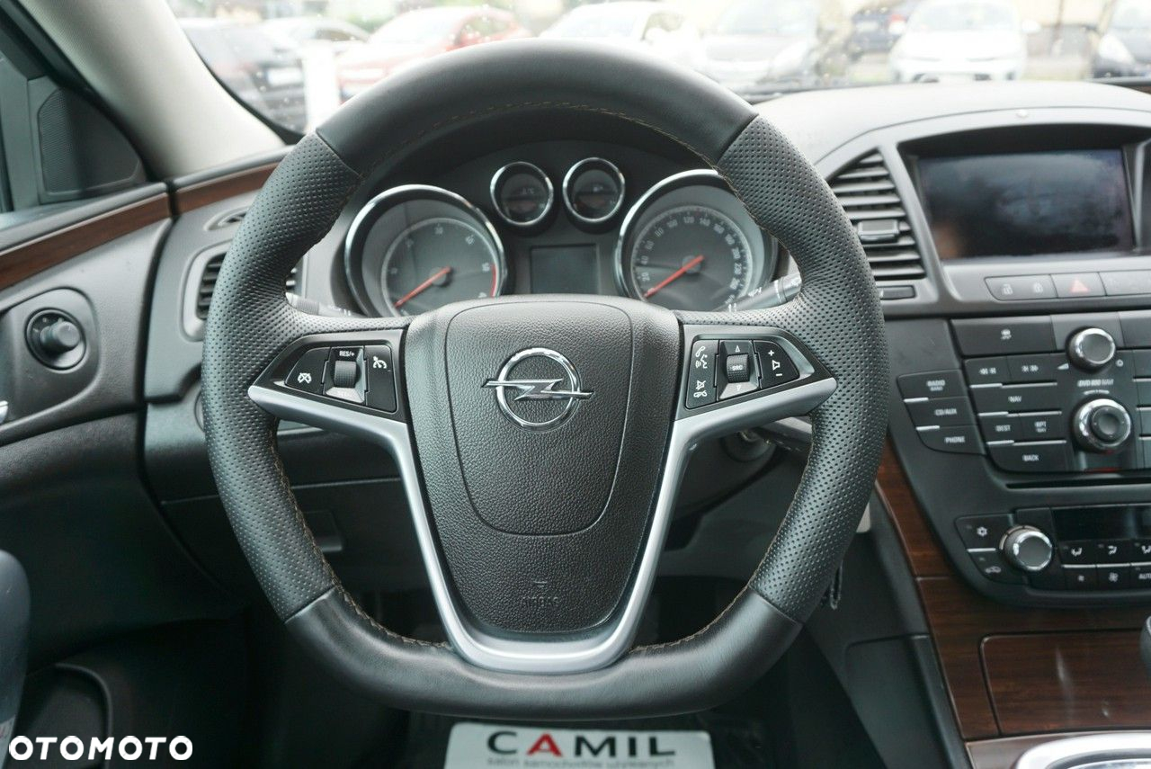 Opel Insignia - 18