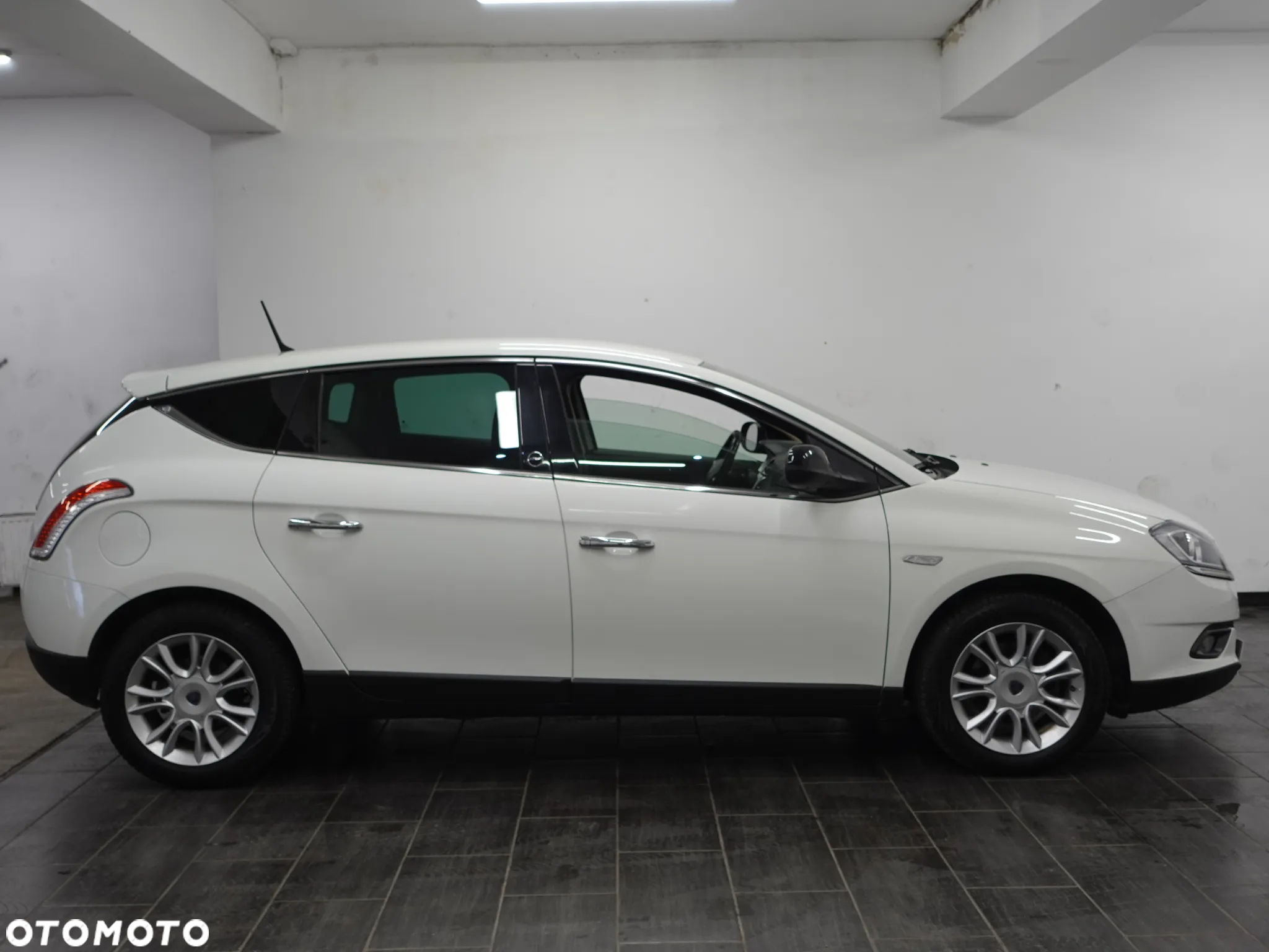 Lancia Delta 1.4 T-Jet Steel - 10