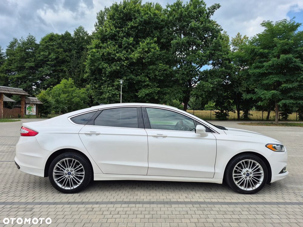 Ford Fusion - 35