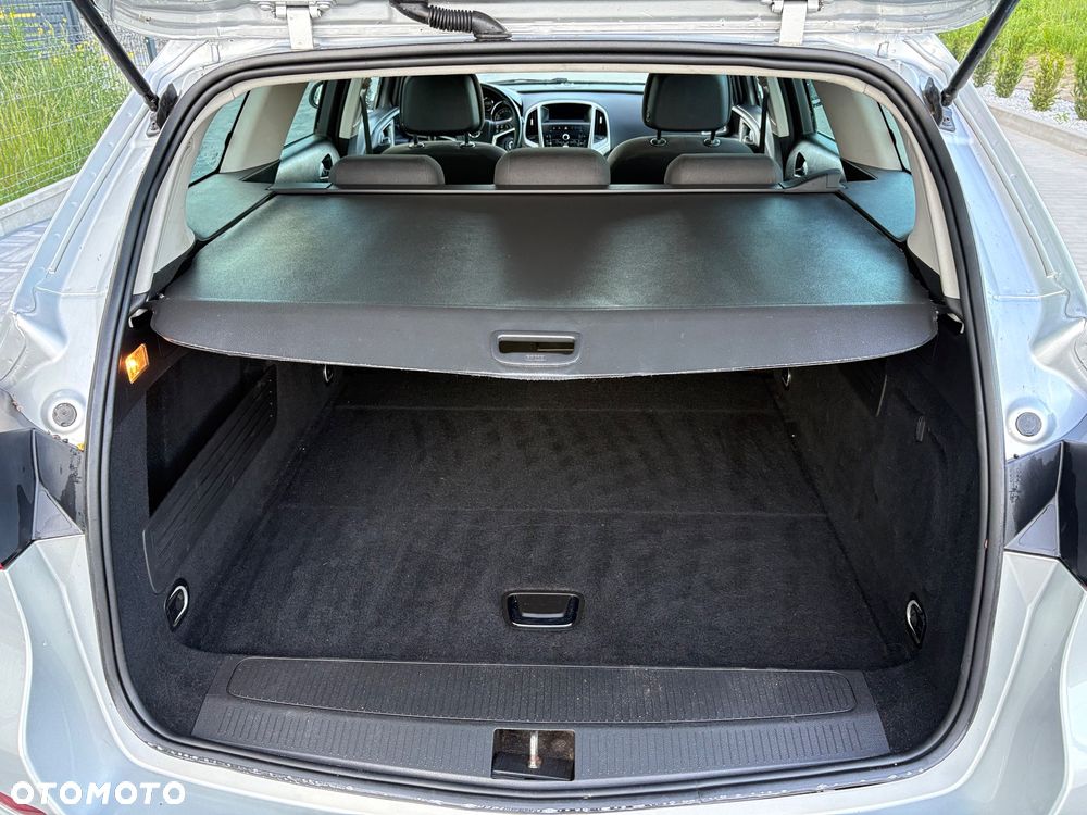 Opel Astra 1.7 CDTI Cosmo - 11