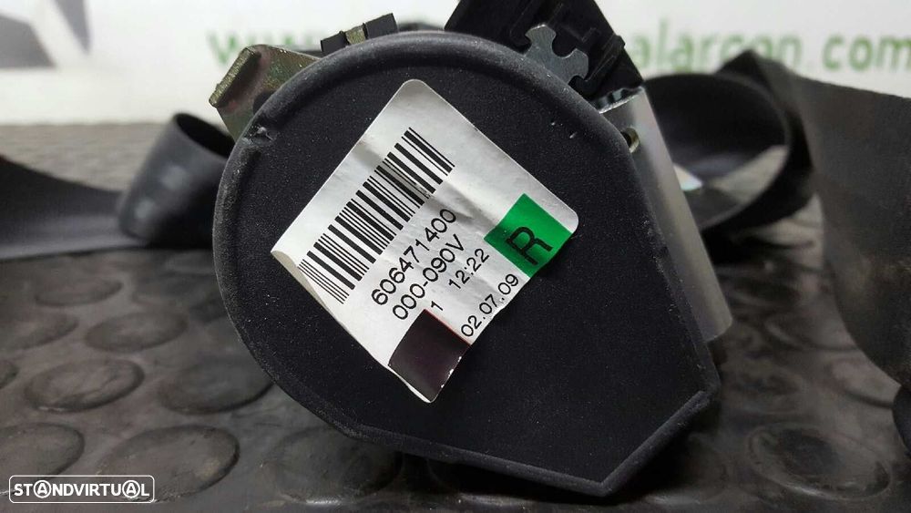CINTO DE SEGURANÇA TRASEIRO DIREITO VOLKSWAGEN GOLF VI (5K1) SPORT - 3