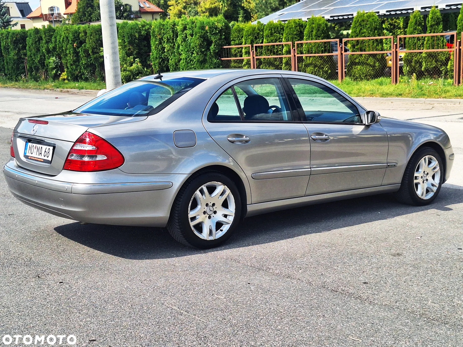 Mercedes-Benz Klasa E - 22