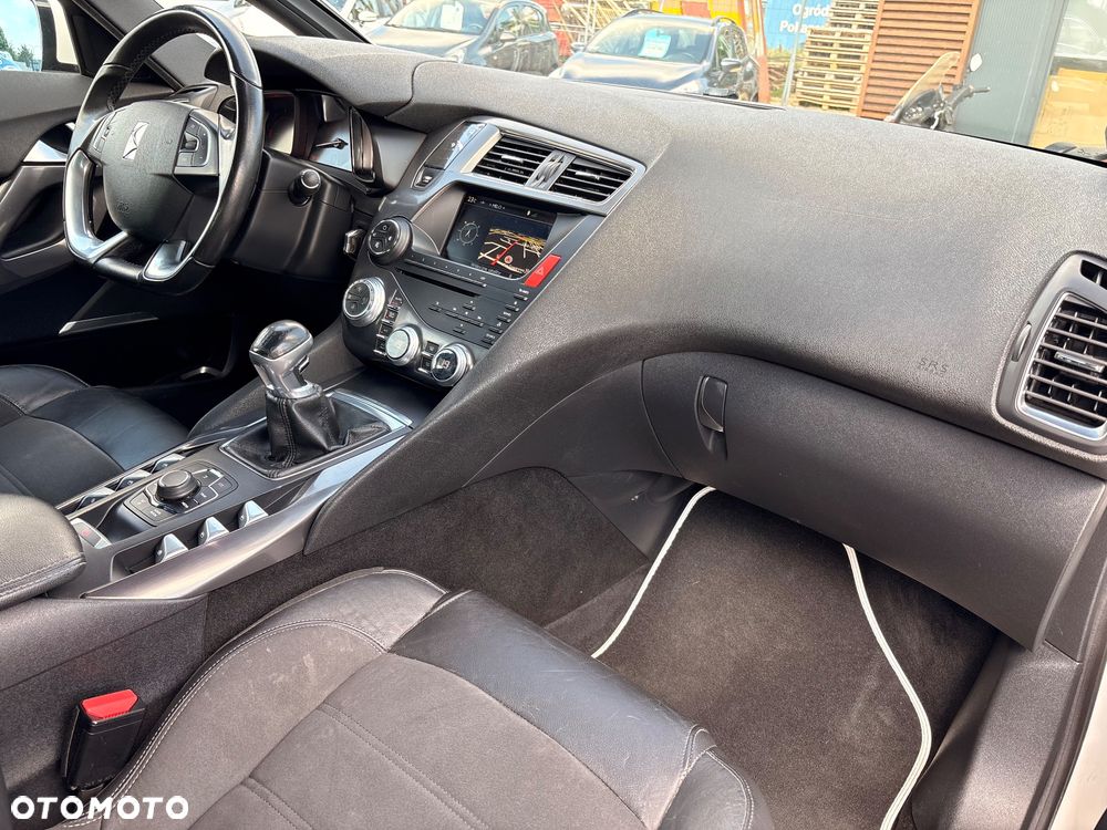 Citroën DS5 2.0 HDi SoChic - 17