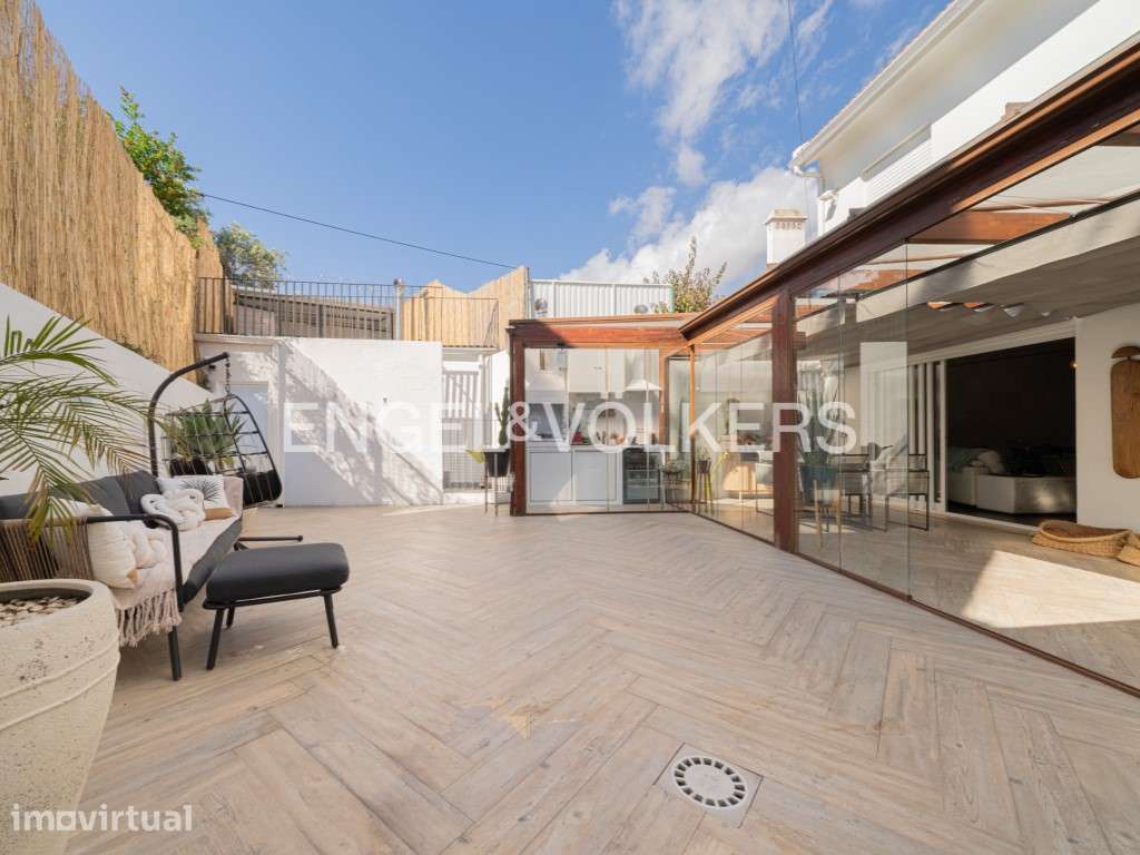Moradia T4 com terraços e jardim na Encarnação - Grande imagem: 5/44