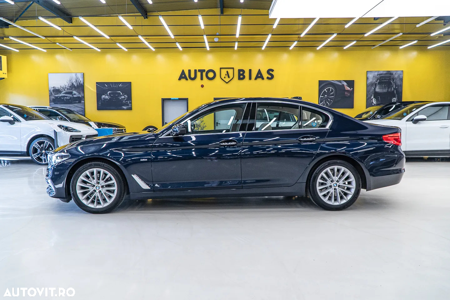 BMW Seria 5 520d xDrive Aut. Luxury Line - 16
