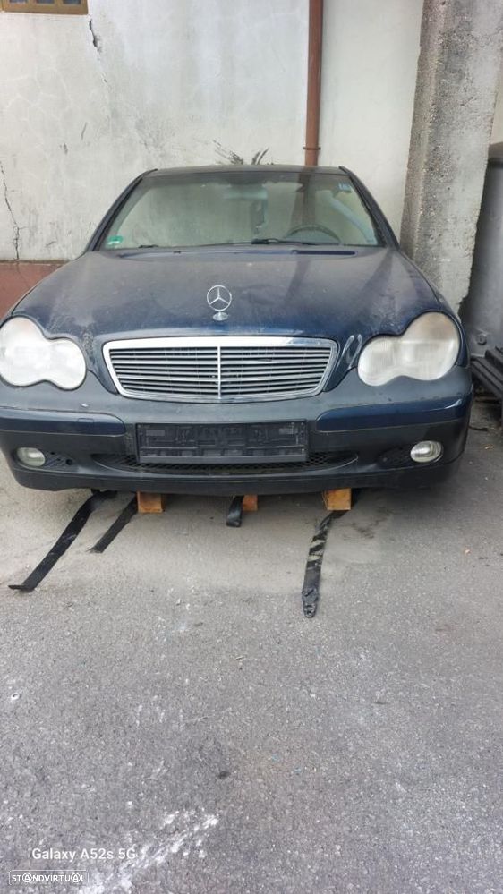Frente Completa Mercedes-Benz C-Class (W203)