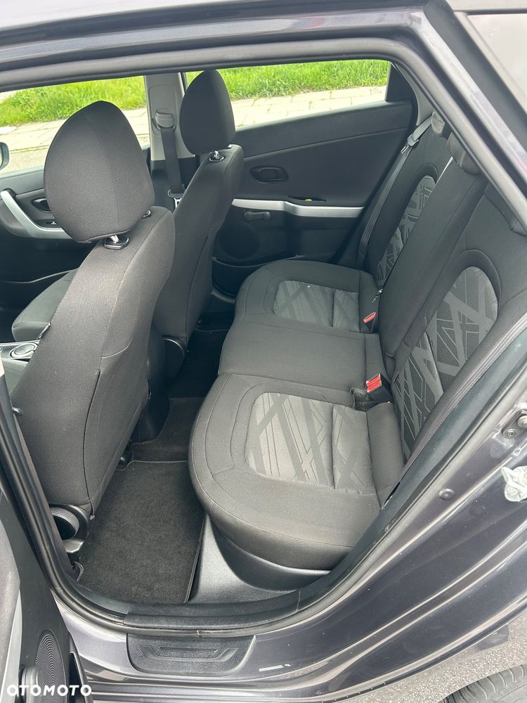 Kia Ceed 1.6 CRDi M - 12