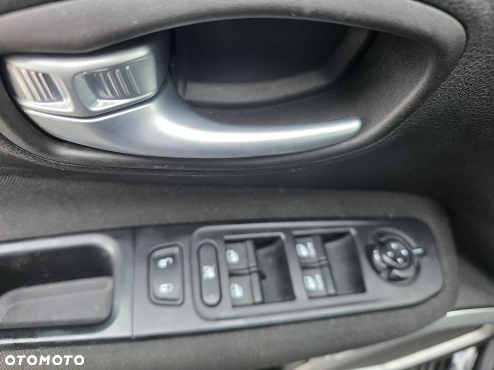 Jeep Renegade 1.4 MultiAir Longitude - 12