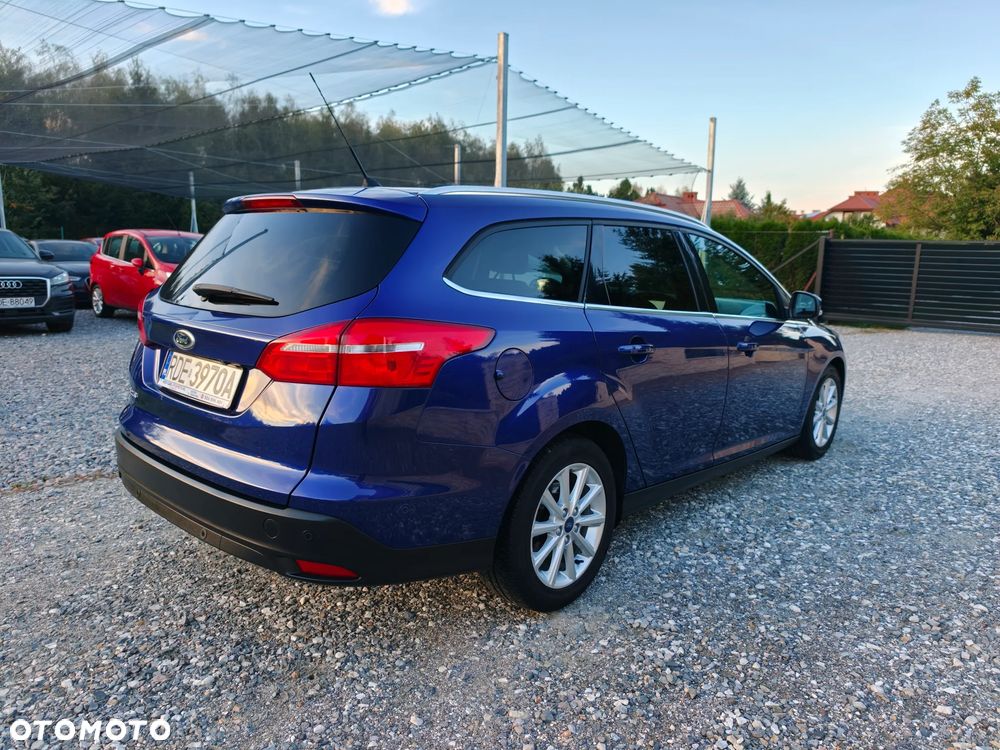 Ford Focus - 36