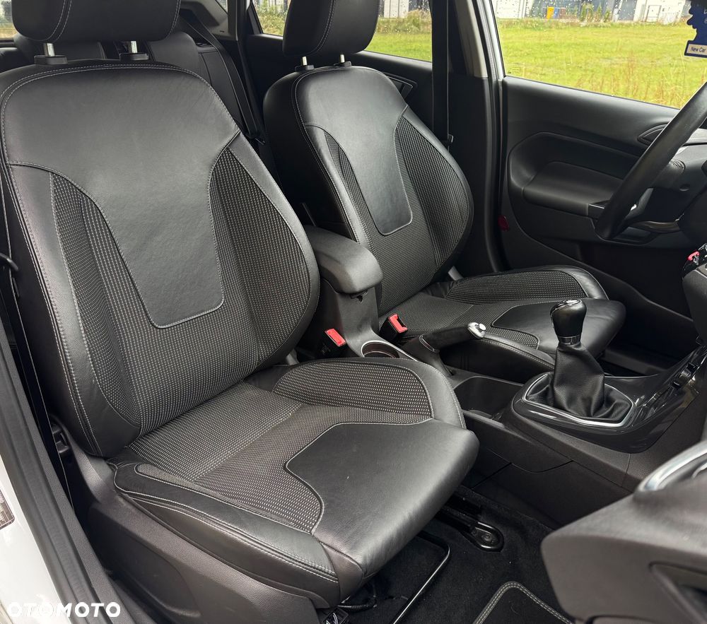 Ford Fiesta 1.0 EcoBoost S&S TITANIUM X - 9