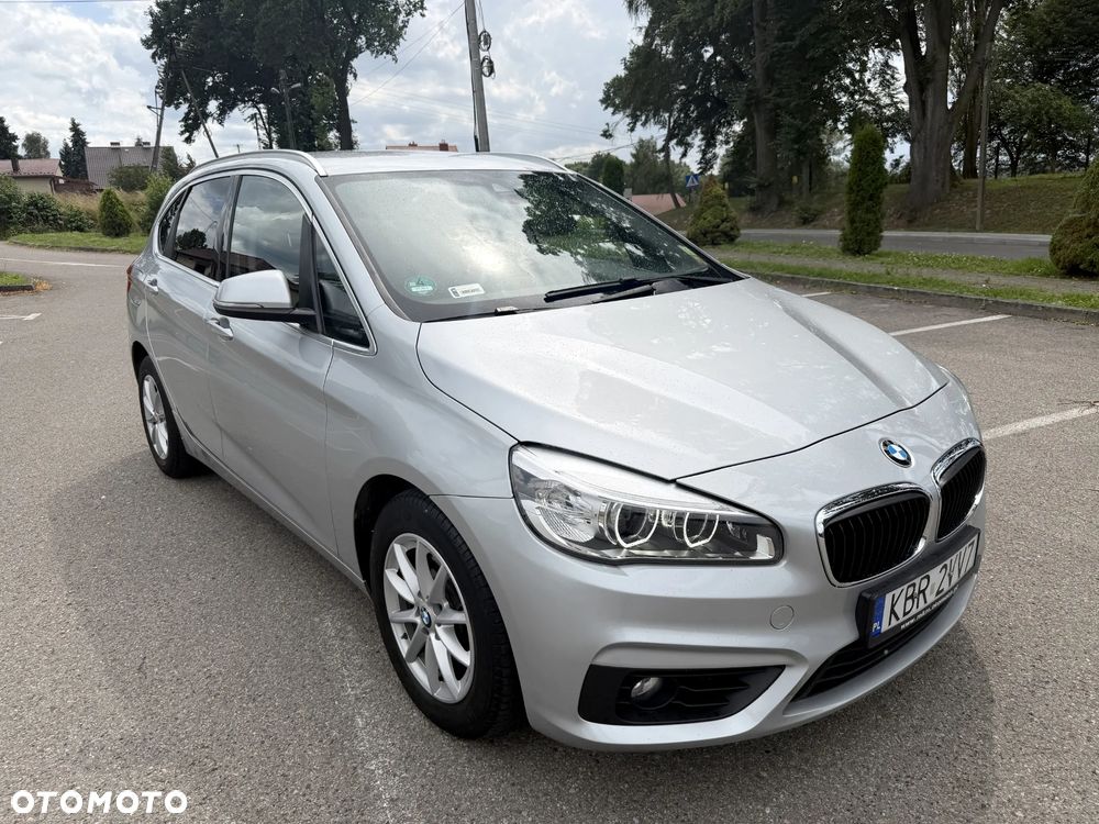 BMW Seria 2 218d - 3