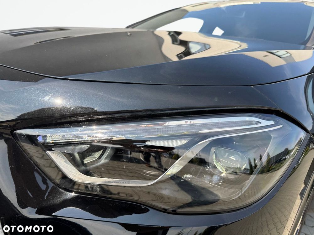 Mercedes-Benz GLA - 22