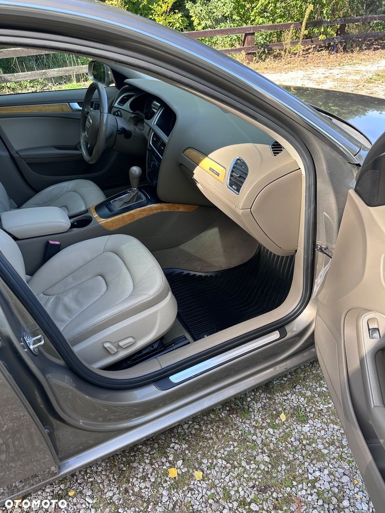 Audi A4 Avant 2.0 TFSI Quattro S tronic - 11