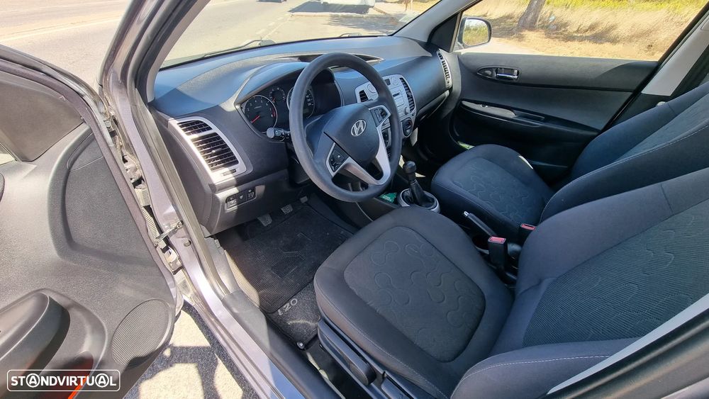 Hyundai i20 1.2 Comfort ESP - 10