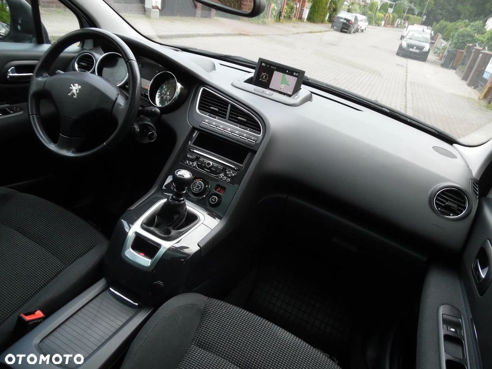 Peugeot 5008 2.0 HDi Family 7os - 28
