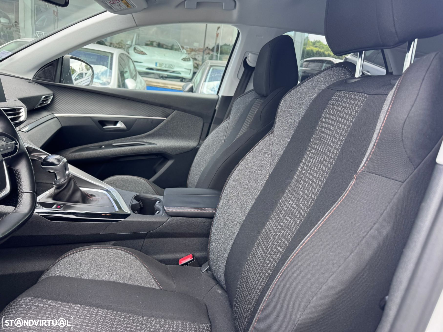 Peugeot 3008 1.2 PureTech Active - 12