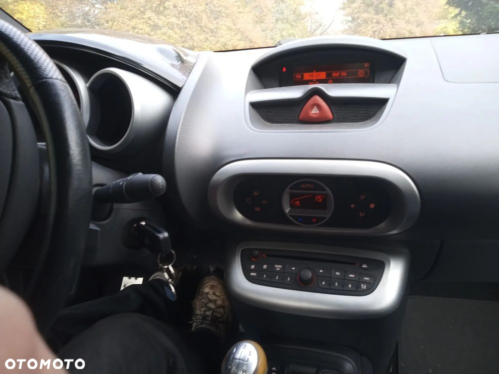 Renault Wind - 4