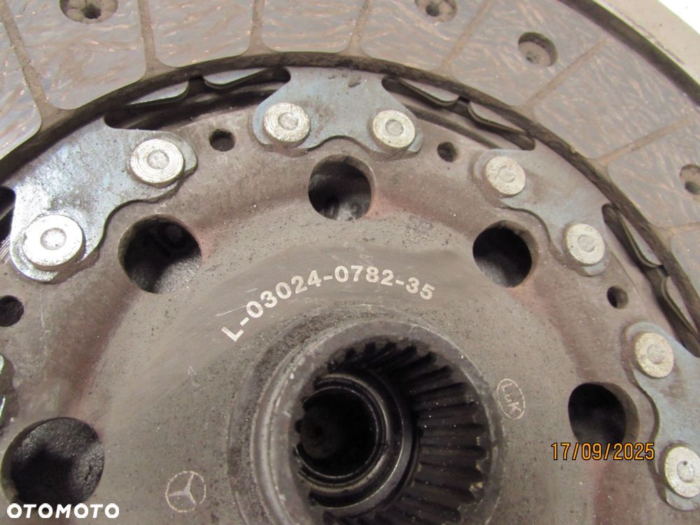 MERCEDES W204 2.2 CDI 651 12-15 SPRZEGLO KOLO DWUMASOWE TARCZA 9 mm DOCISK 6510305205 - 8