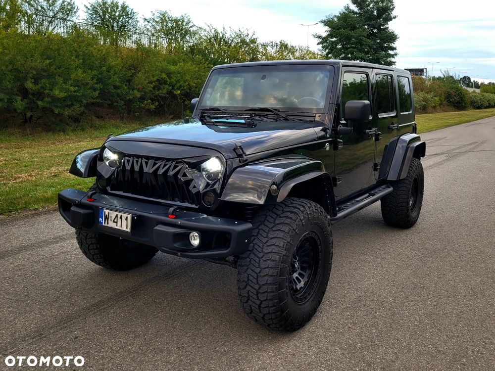 Jeep Wrangler Unlimited 3.8 Automatik Sahara - 11