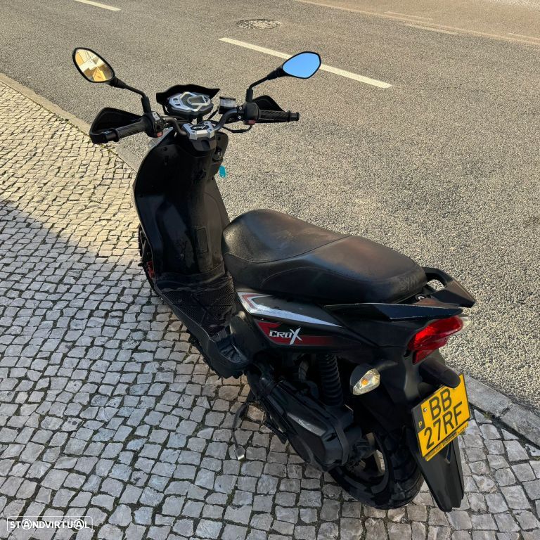 Sym FIDDLE CROX 50 - 23