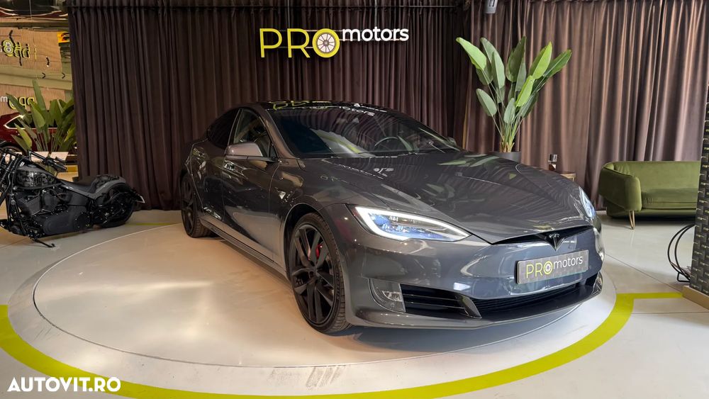Tesla Model S Performance - 3