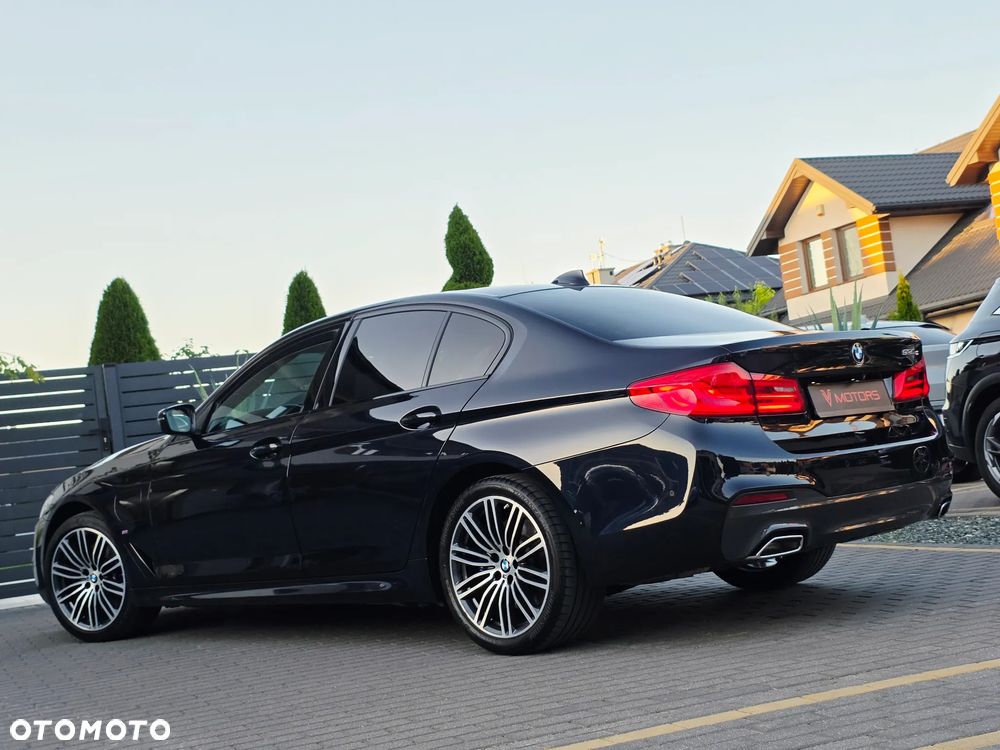 BMW Seria 5 530e iPerformance GPF M Sport sport - 34