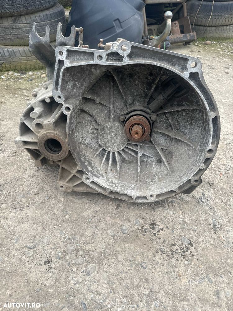 Cutie Viteza ford Focus 1.6 HDI - 1