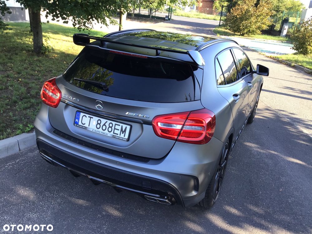 Mercedes-Benz GLA 45 AMG 4Matic 7G-DCT - 10