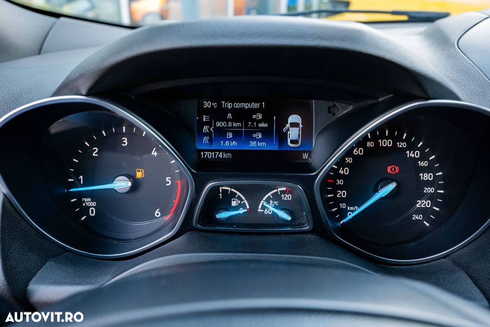 Ford Kuga 2.0 TDCi 4WD ST-Line - 22