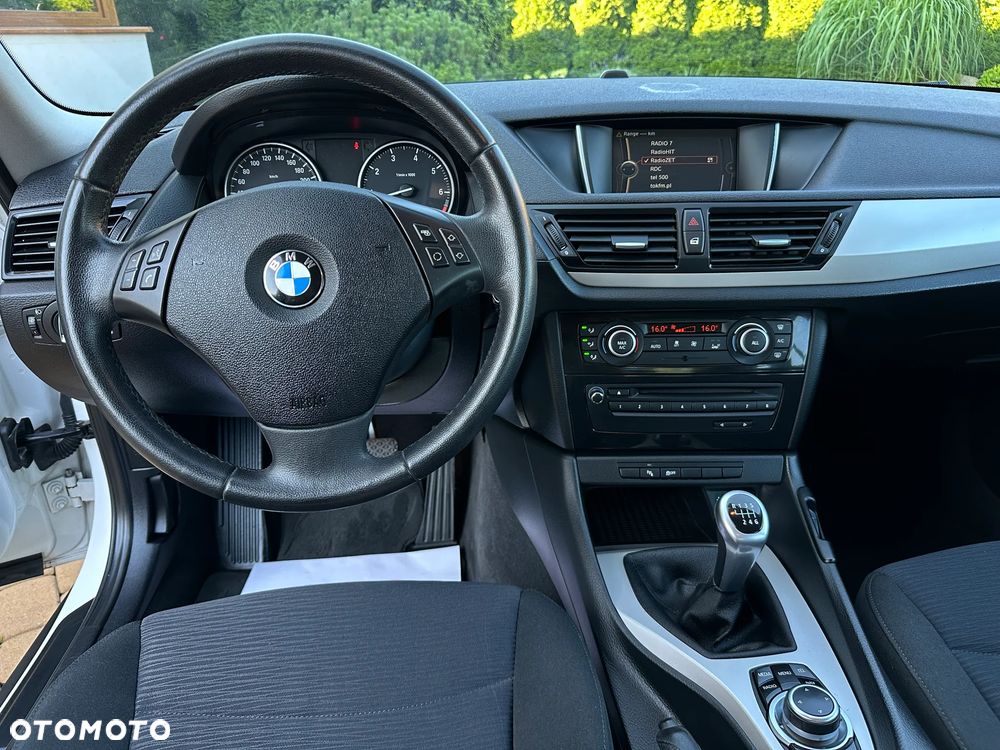 BMW X1 sDrive18i xLine - 22