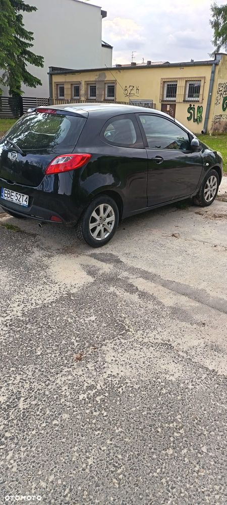Mazda 2 - 3