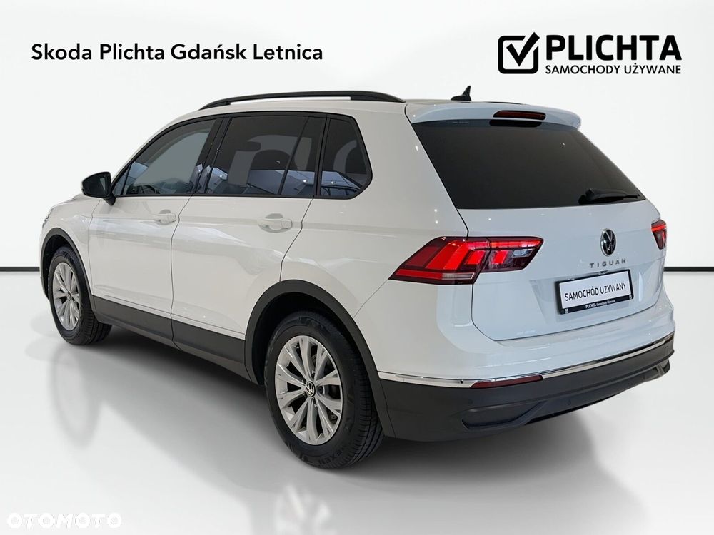 Volkswagen Tiguan - 8
