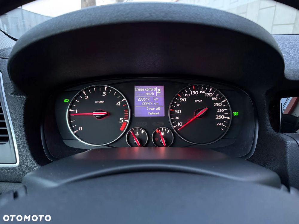 Renault Laguna dCi 150 FAP Bose - 18