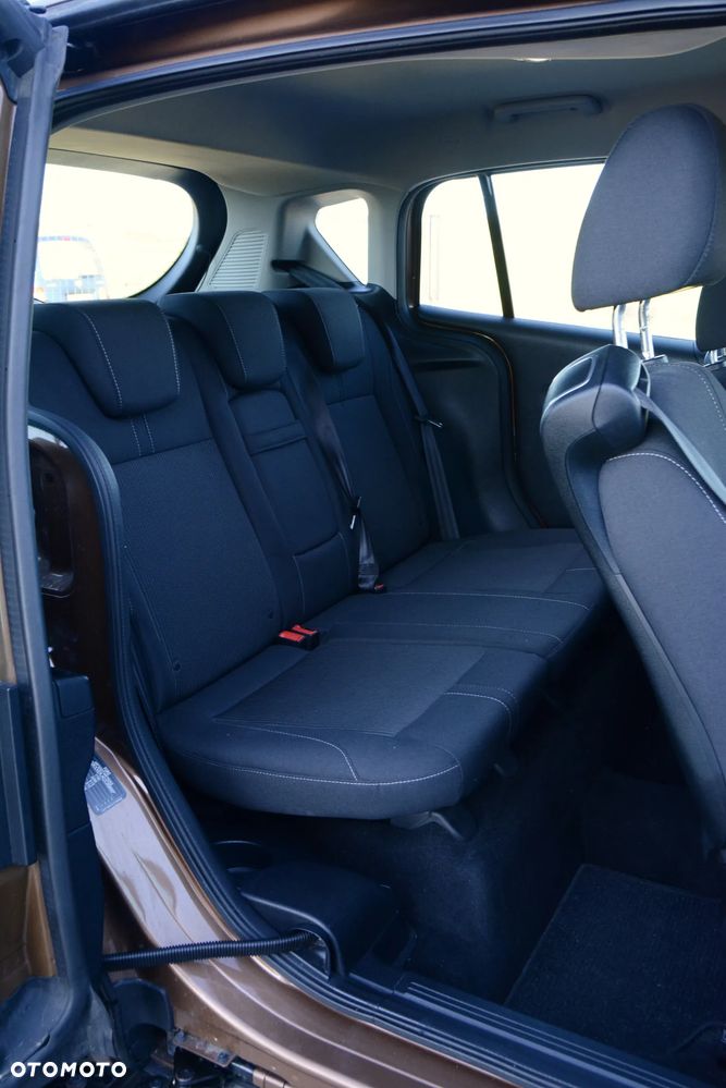Ford B-MAX - 25