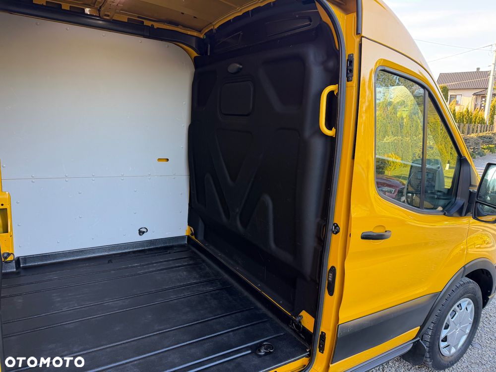 Ford Transit 2.0 - 130km Zadbany SUPER STAN Klima Tempomat - 16