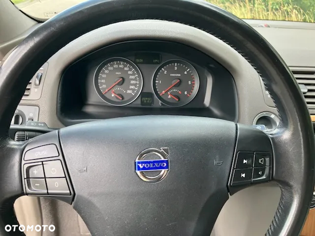 Volvo V50 - 10