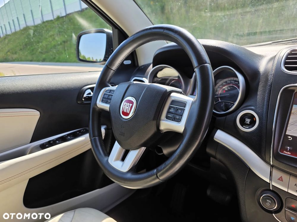 Fiat Freemont 2.0 Multijet Lounge AWD - 23