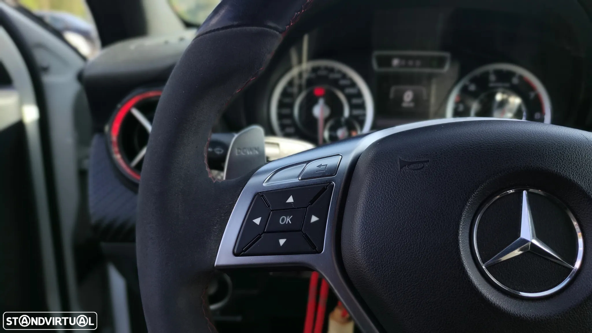 Mercedes-Benz A 45 AMG 4Matic Speedshift 7G-DCT - 26
