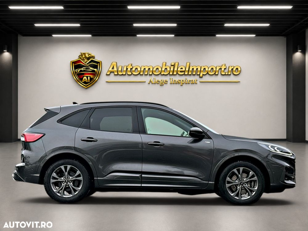 Ford Kuga 2.5 Duratec PHEV ST-LINE X - 21