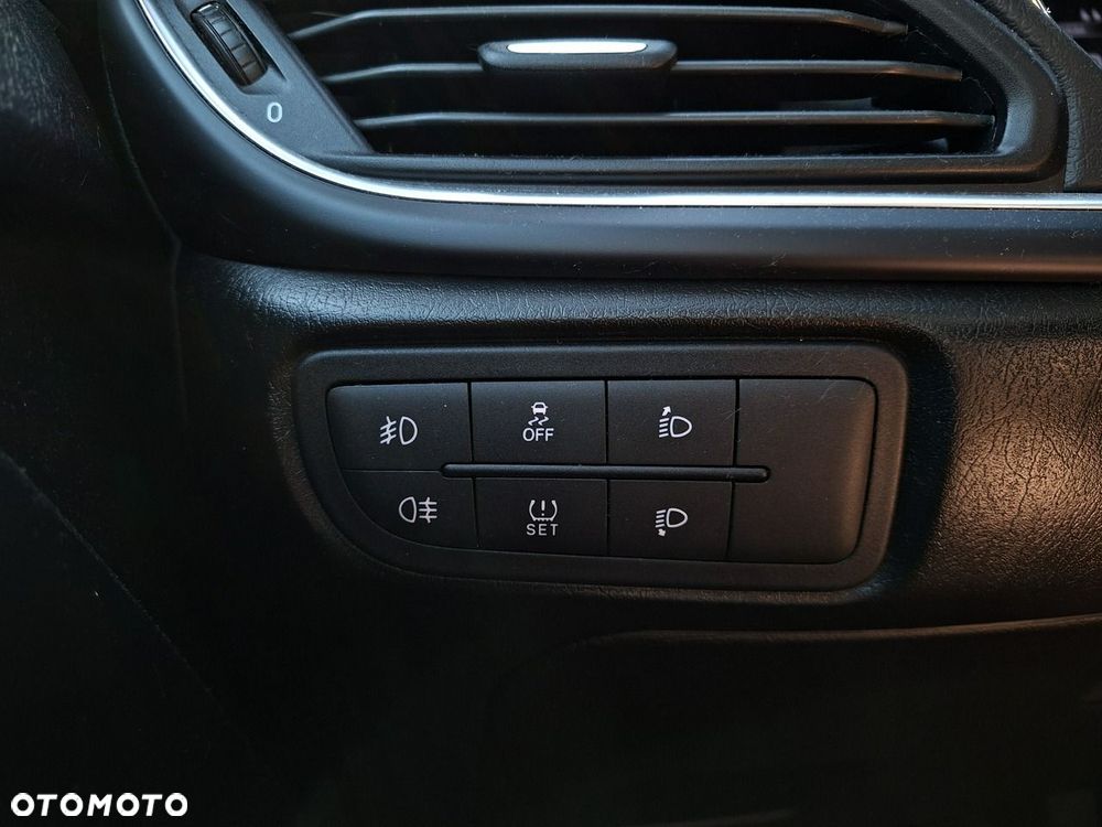 Fiat Tipo 1.4 T-Jet 16v Lounge EU6 - 16