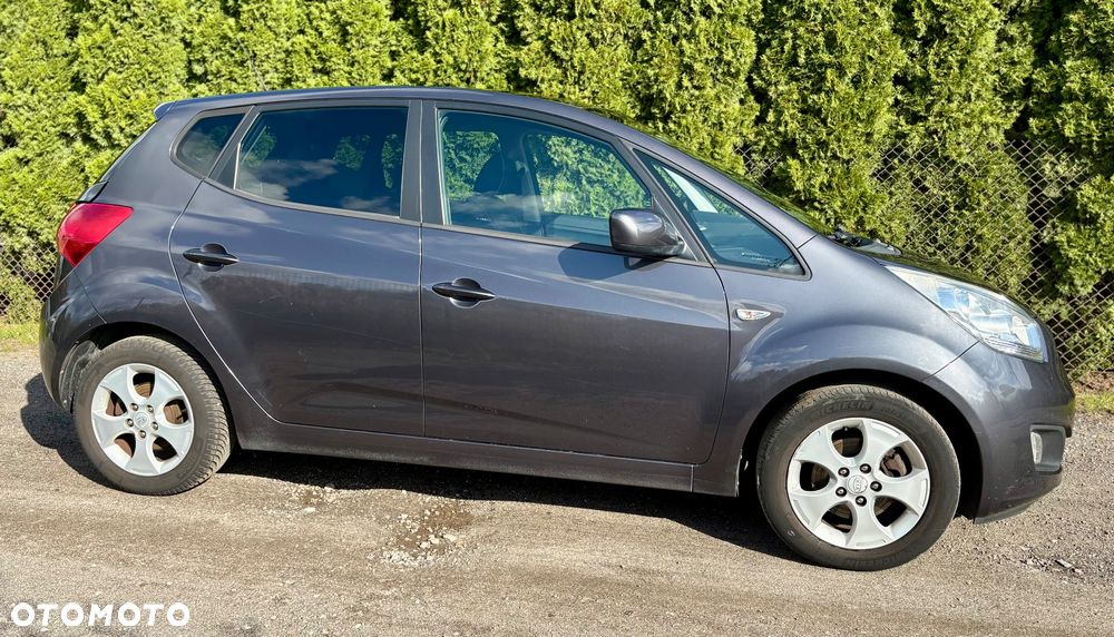 Kia Venga - 4
