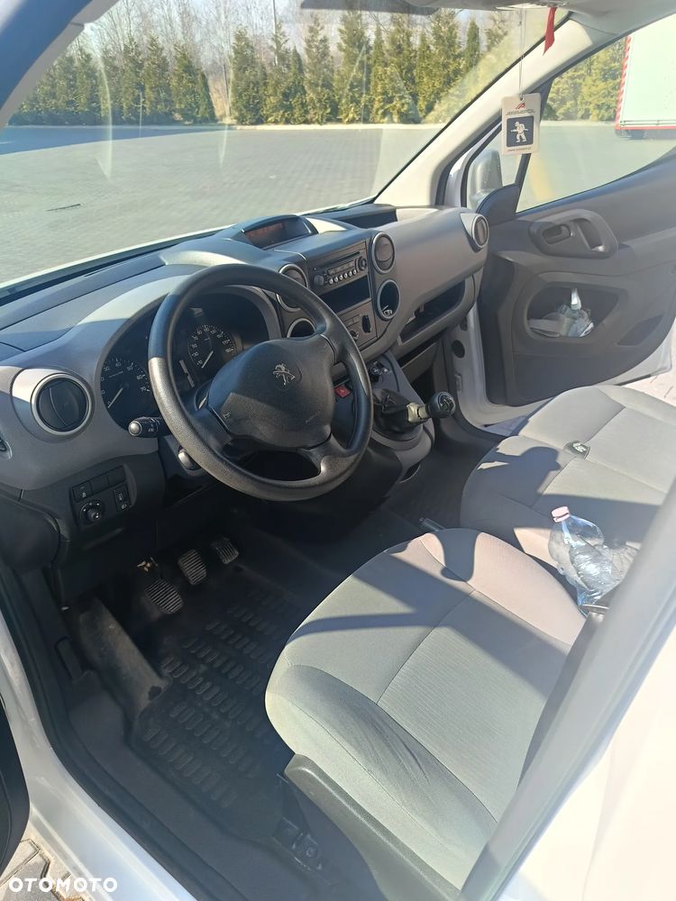 Peugeot Partner - 11