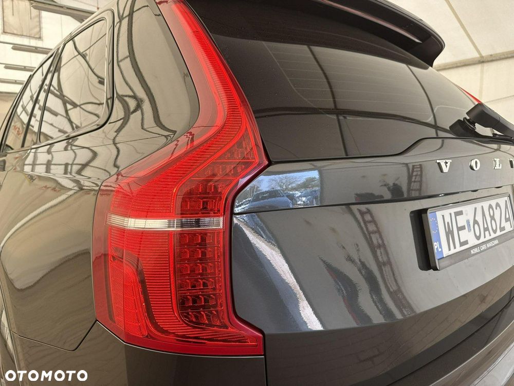 Volvo XC 90 - 30