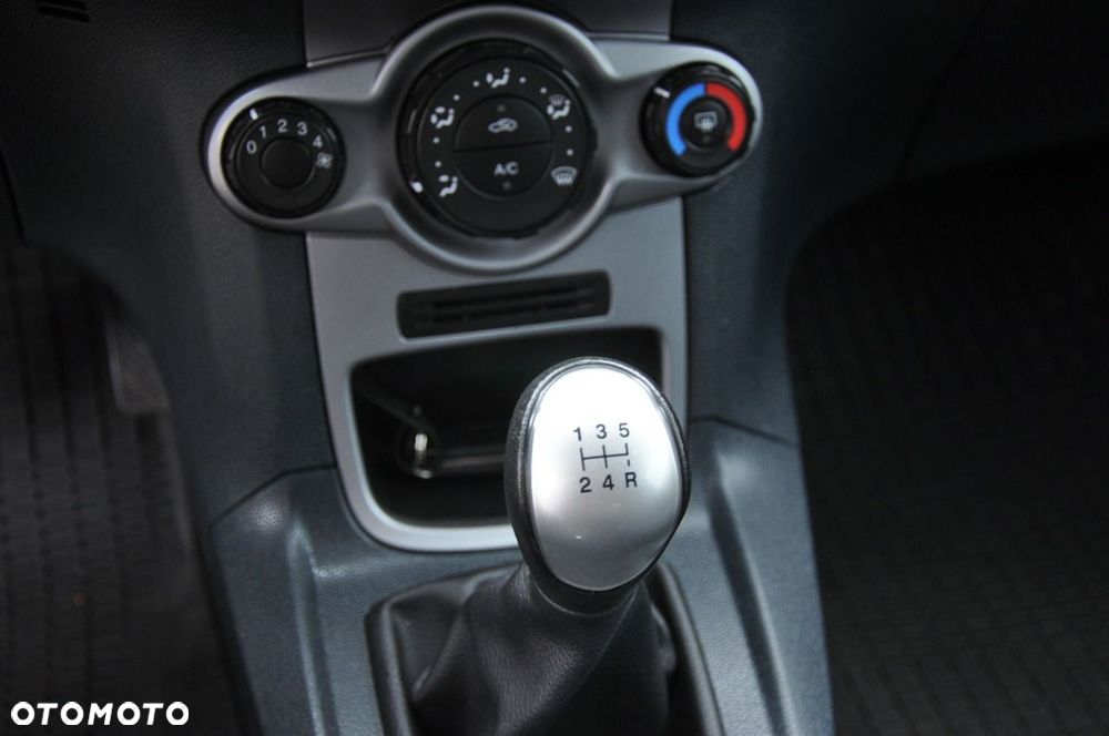 Ford Fiesta 1.25 Trend - 15