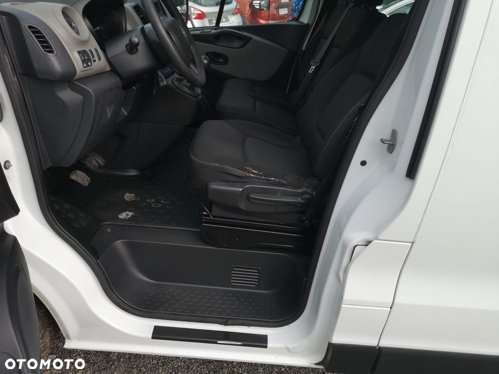 Renault Trafic ENERGY Start & Stop Combi L1H1 Expression - 24