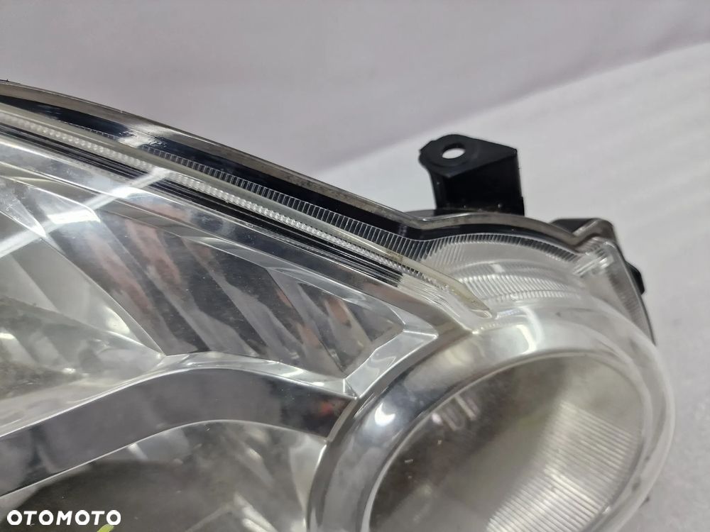 NISSAN X-TRAIL T31 07- PRAWA ZWYKŁA LAMPA PRZEDNIA PRZÓD , NR ICHIK0H1786 , NR AUKCJI LA226 - 5