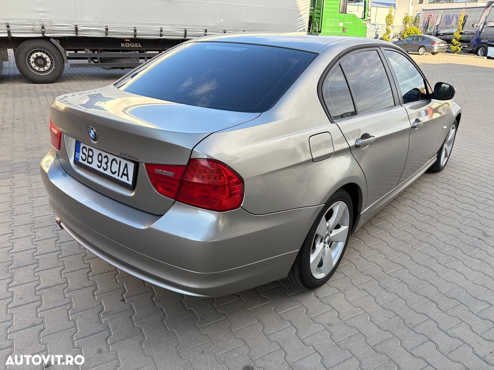 BMW Seria 3 320d - 5