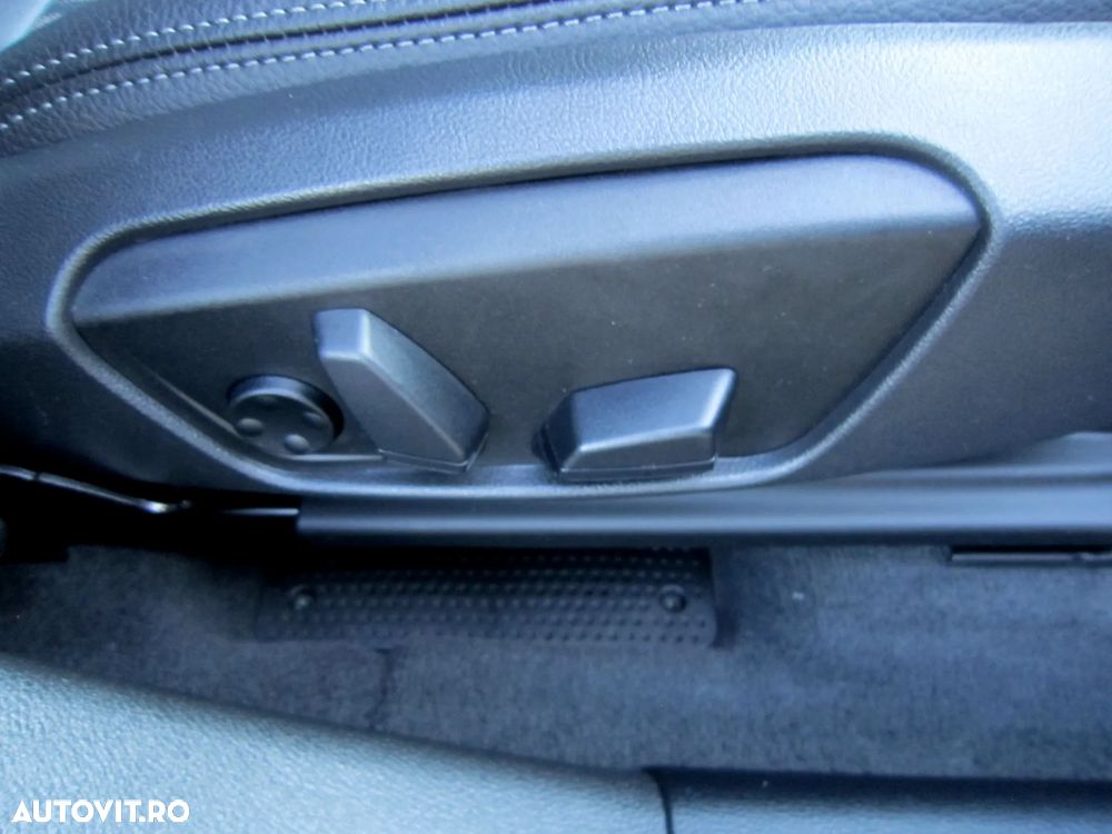 BMW X1 sDrive18d Aut. xLine - 20