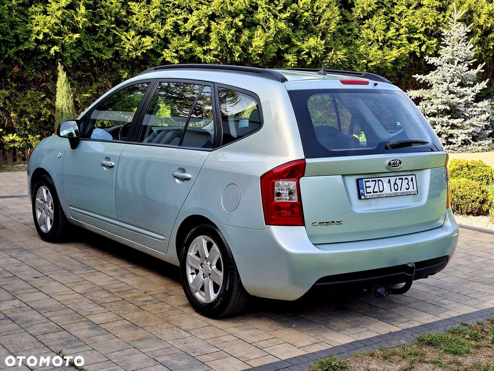 Kia Carens 2.0 EX - 4