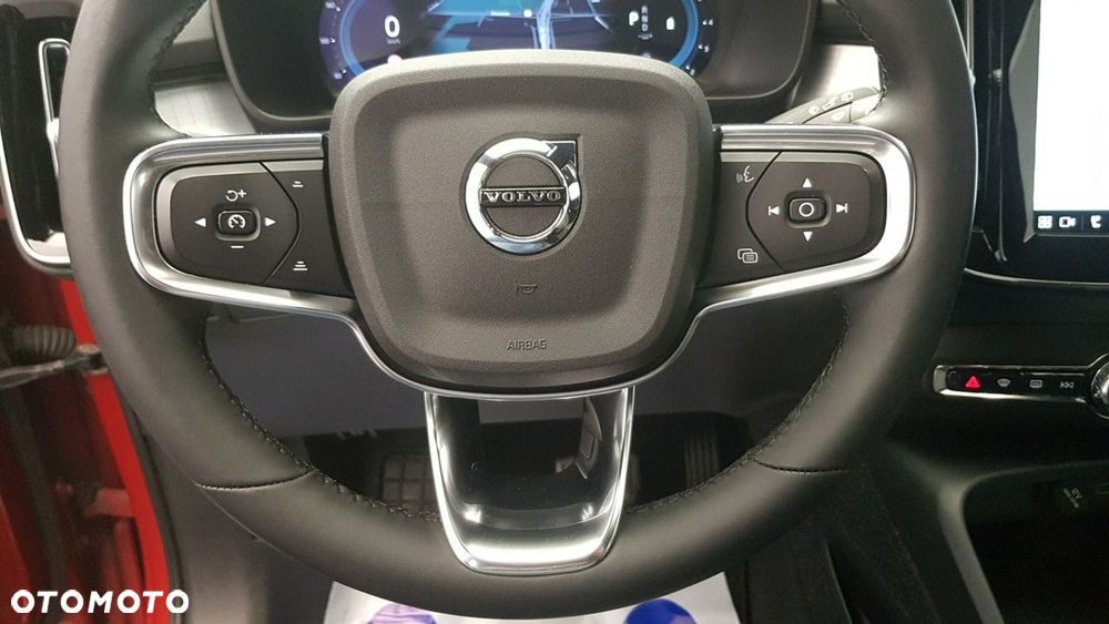 Volvo XC 40 - 22